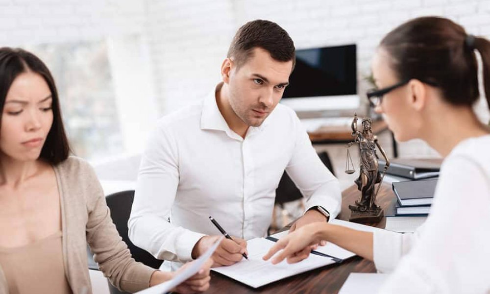 Boşanma Sürecinde Mal Paylaşımı Nasıl Olur?